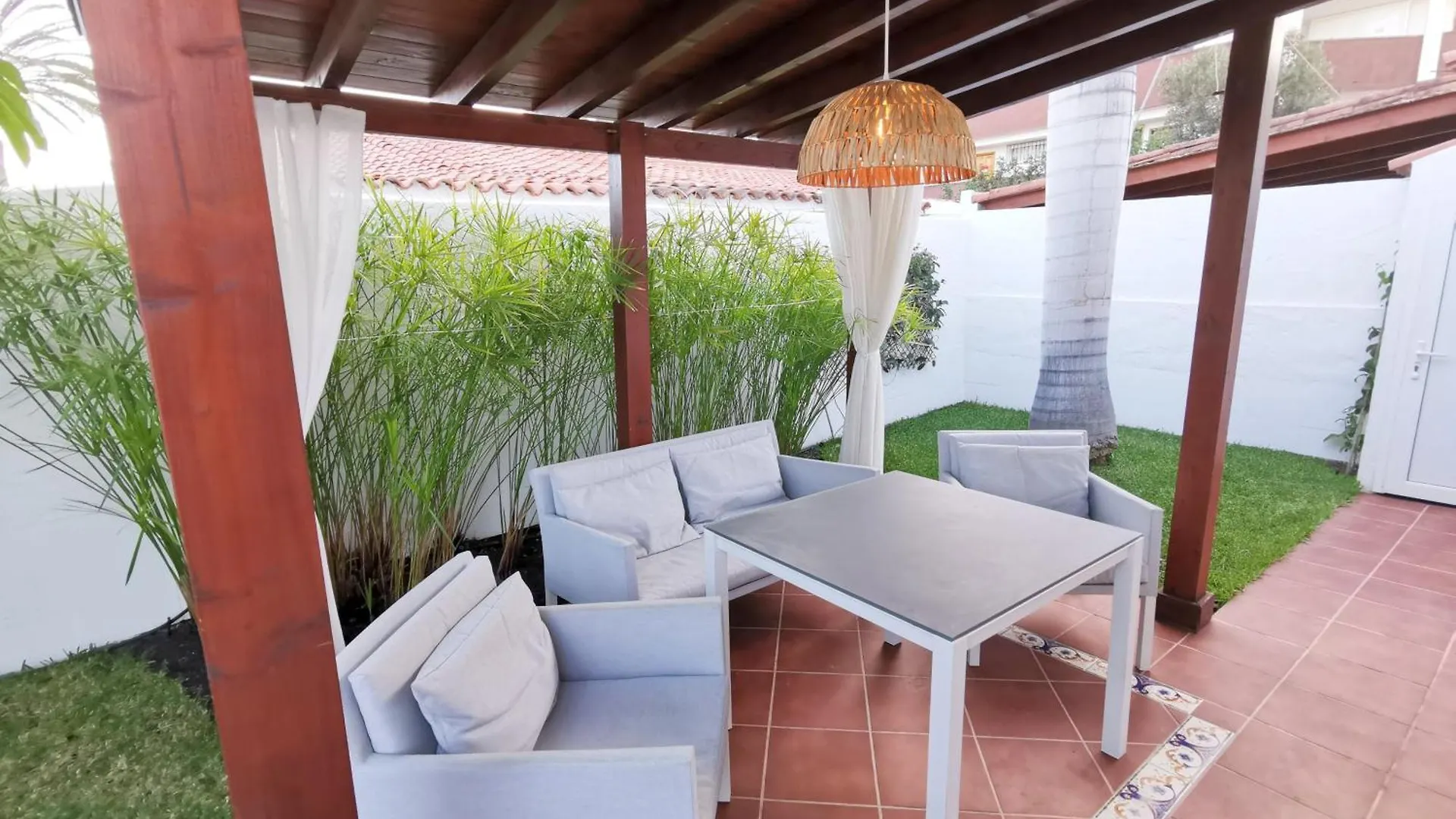 Los Porches D40 By Pride Holiday Rentals San Bartolome de Tirajana  Spain